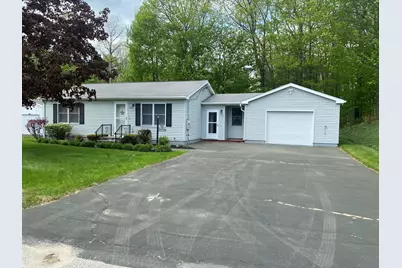 28 Saint Patrick Avenue, Lewiston, ME 04240 - Photo 12