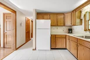 28 St Patrick Ave, Lewiston, ME 04240 - Photo 18