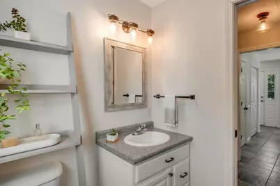 28 Woodbury Street, Portland, ME 04103 - Photo 22