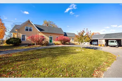 389 Higgins Road, Pittsfield, ME 04967 - Photo 8