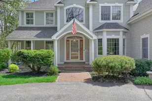 26 Veronica Ln, Falmouth, ME 04105 - Photo 2