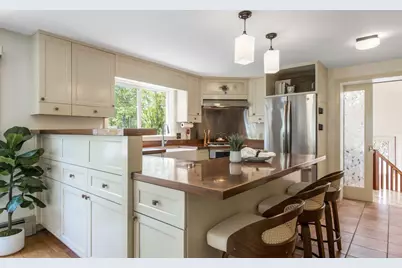 68 Aldworth Street, Portland, ME 04103 - Photo 14