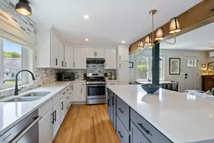 45 Smith St, South Portland, ME 04106 - Photo 12