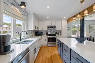45 Smith St, South Portland, ME 04106 - Photo 2