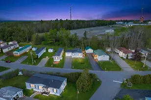 8 E St, Bangor, ME 04401 - Photo 2