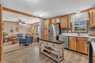8 E St, Bangor, ME 04401 - Photo 4