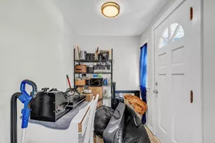 77 Oak St, Lewiston, ME 04240 - Photo 18