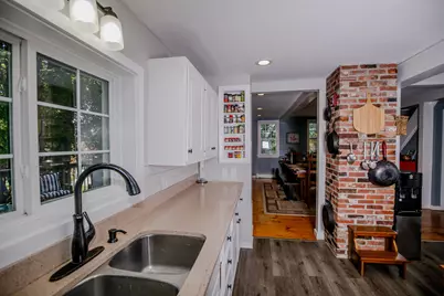 11 Old Western Avenue, Winthrop, ME 04364 - Photo 12