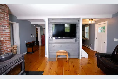 11 Old Western Avenue, Winthrop, ME 04364 - Photo 20