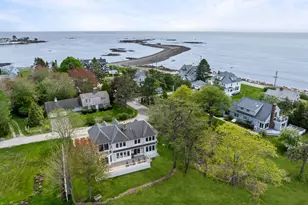 4 Robie Rd, Kennebunk, ME 04043 - Photo 1
