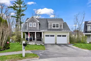 5 Franklin Cir, Cape Elizabeth, ME 04107 - Photo 1