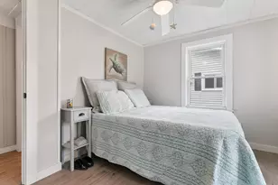 76 N Tibbetts Ave, Wells, ME 04090 - Photo 12