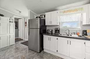 29 Shady Ln, Canaan, ME 04924 - Photo 10