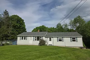 2525 W River Rd, Sidney, ME 04330 - Photo 1
