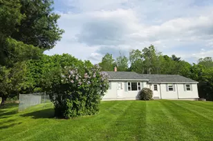 2525 W River Rd, Sidney, ME 04330 - Photo 2