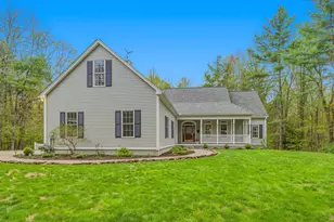 42 Black Swan Dr, South Berwick, ME 03908 - Photo 2