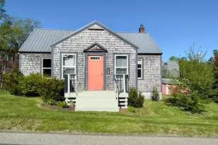 2 Dresner St, Eastport, ME 04631 - Photo 2