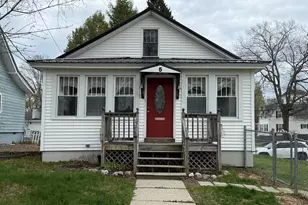 5 Spruce St, East Millinocket, ME 04430 - Photo 4