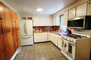 51 Country Club Rd, Sanford, ME 04073 - Photo 2