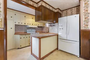 106 High St, Sanford, ME 04073 - Photo 16