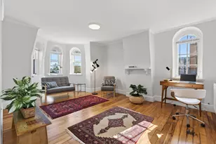 138 Pine St, Portland, ME 04102 - Photo 1