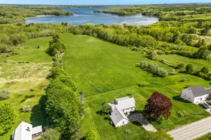690 Bremen Rd, Waldoboro, ME 04572 - Photo 2