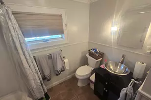 61 Fairfax St, Bangor, ME 04401 - Photo 16