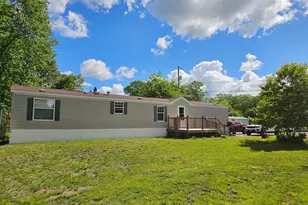 16 Leo St, Sanford, ME 04073 - Photo 8