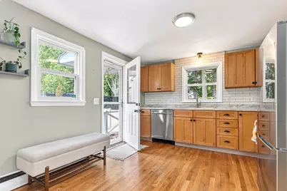 76 Massachusetts Avenue, Portland, ME 04102 - Photo 4