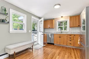 76 Massachusetts Ave, Portland, ME 04102 - Photo 4