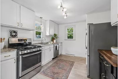 826 Highland Avenue, South Portland, ME 04106 - Photo 4