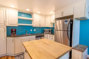 56 Bow St, Freeport, ME 04032 - Photo 8