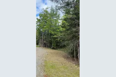 124 Goff Road, Sangerville, ME 04479 - Photo 4