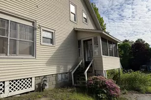 52 Caron Ln, Auburn, ME 04210 - Photo 4