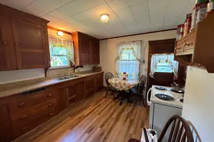 52 Caron Ln, Auburn, ME 04210 - Photo 8