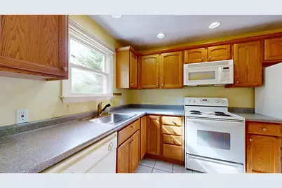371 Crowley Road, Sabattus, ME 04280 - Photo 6