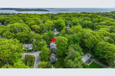 84 Oakhurst Road, Cape Elizabeth, ME 04107 - Photo 2