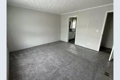 8 Kelley Street, Fairfield, ME 04937 - Photo 16