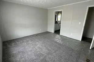 8 Kelley St, Fairfield, ME 04937 - Photo 16