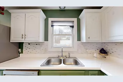 36 Sewall Street, Livermore Falls, ME 04254 - Photo 12