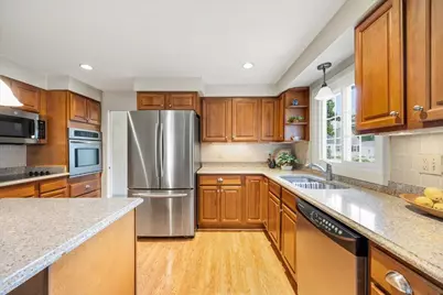 27 Weymouth Street, Saco, ME 04072 - Photo 8