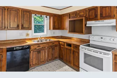95 7th Street, Bangor, ME 04401 - Photo 32