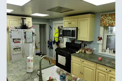 16 Bartlett Street, Gardiner, ME 04345 - Photo 14