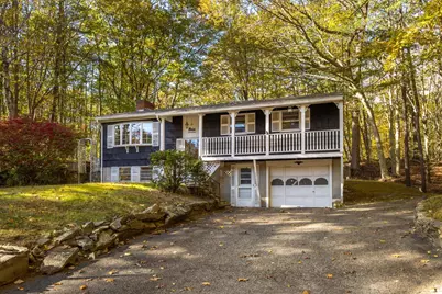 17 Dunlea Avenue, Kittery, ME 03904 - Photo 1