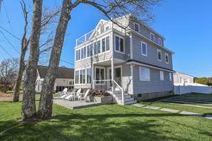167 S Tibbetts Ave, Wells, ME 04090 - Photo 1