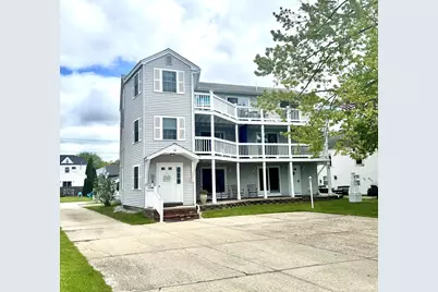 133 W Grand Avenue #4, Old Orchard Beach, ME 04064 - Photo 1