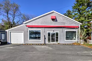 178 Pleasant St, Brunswick, ME 04011 - Photo 1