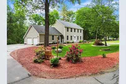 8 Dollis Avenue, Vassalboro, ME 04989 - Photo 1