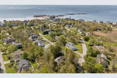 11 Evergreen Avenue, Kennebunk, ME 04043 - Photo 1