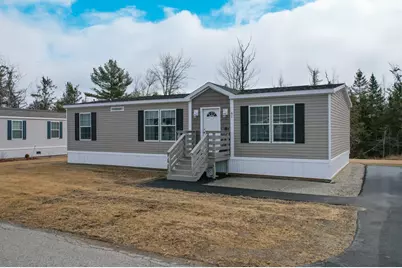 61 Baxter Boulevard, Bucksport, ME 04416 - Photo 1